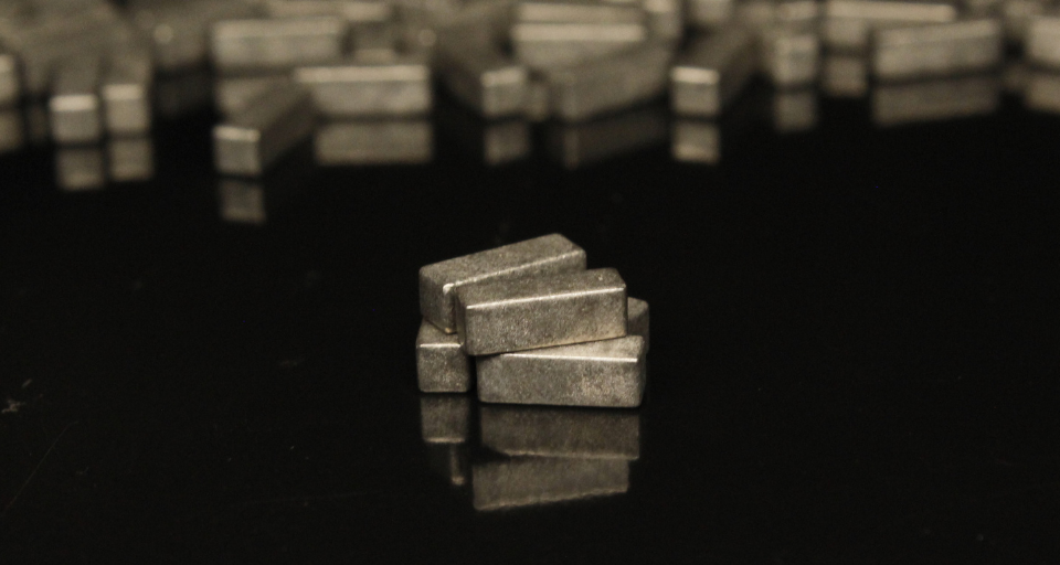 Machined tungsten heavy alloy bars and billets produced by Tungsten Parts Wyoming